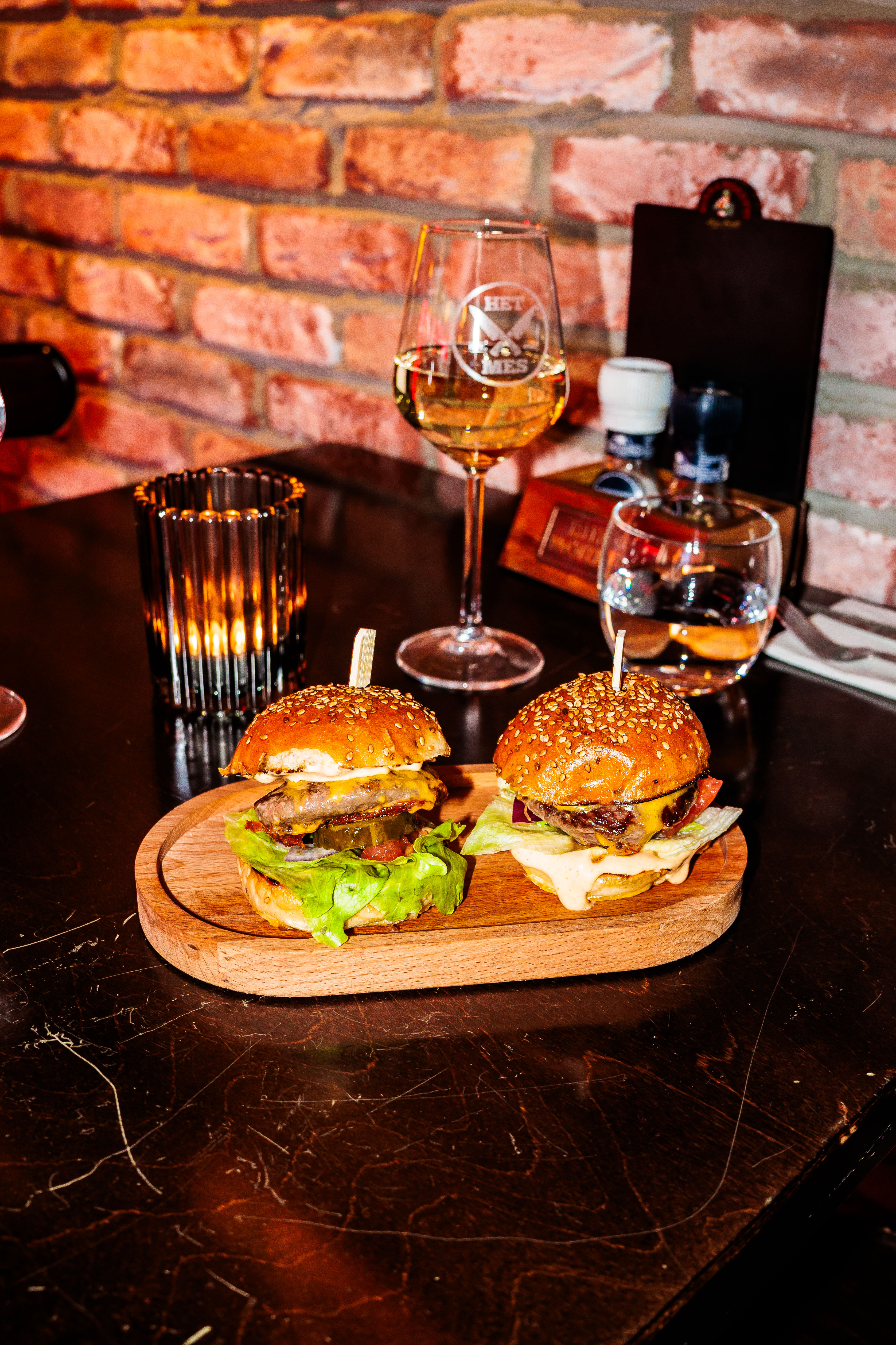 Sappige burgers bij Het Mes